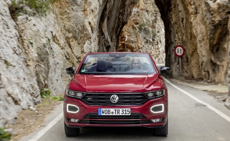 2020 Volkswagen T-Roc Cabriolet Front Wallpapers 450x275 (89)