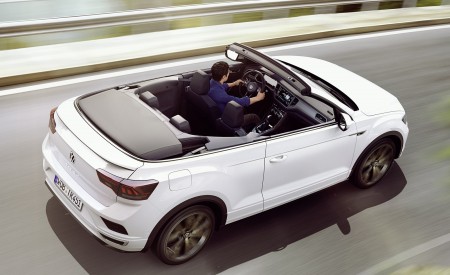 2020 Volkswagen T-Roc Cabriolet Rear Three-Quarter Wallpapers 450x275 (160)