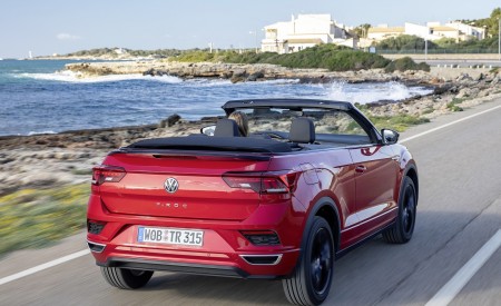 2020 Volkswagen T-Roc Cabriolet Rear Three-Quarter Wallpapers 450x275 (90)