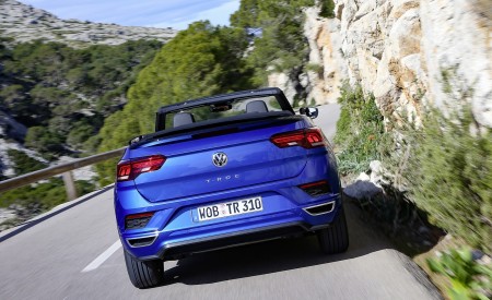 2020 Volkswagen T-Roc Cabriolet Rear Wallpapers 450x275 (23)