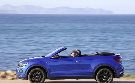 2020 Volkswagen T-Roc Cabriolet Side Wallpapers 450x275 (51)