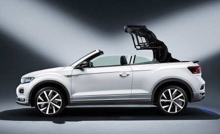 2020 Volkswagen T-Roc Cabriolet Side Wallpapers 450x275 (171)