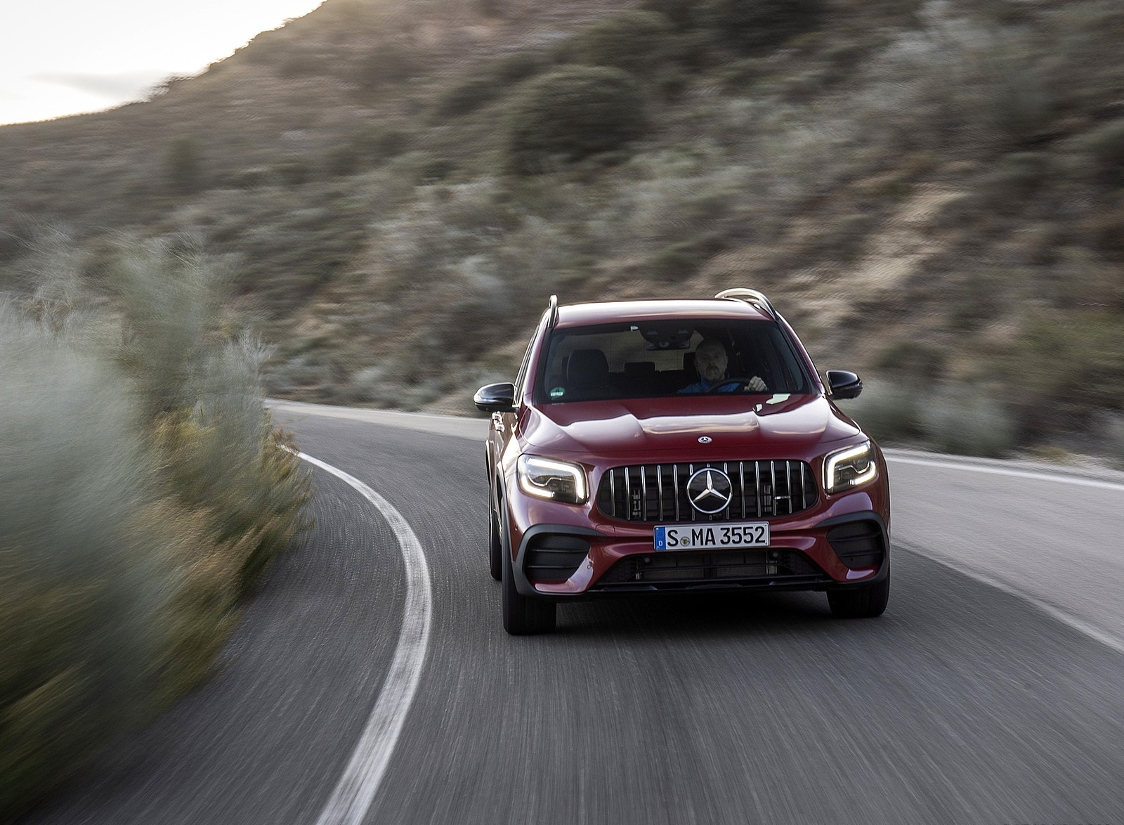 2021 Mercedes-AMG GLB 35 4MATIC (Color: Designo Patagonia Red Metallic) Front Wallpapers #45 of 95