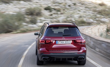2021 Mercedes-AMG GLB 35 4MATIC (Color: Designo Patagonia Red Metallic) Rear Wallpapers 450x275 (47)