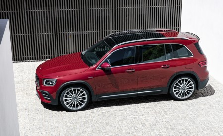 2021 Mercedes-AMG GLB 35 4MATIC (Color: Designo Patagonia Red Metallic) Side Wallpapers 450x275 (88)