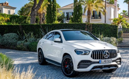 2021 Mercedes-AMG GLE 53 Coupe 4MATIC+ (Color: Designo Diamond White Bright) Front Three-Quarter Wallpapers 450x275 (161)