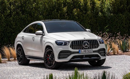 2021 Mercedes-AMG GLE 53 Coupe 4MATIC+ (Color: Designo Diamond White Bright) Front Three-Quarter Wallpapers 450x275 (162)