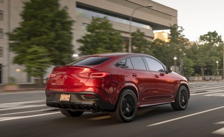 2021 Mercedes-AMG GLE 53 Coupe Rear Three-Quarter Wallpapers 450x275 (41)