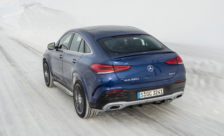 2021 Mercedes-Benz GLE Coupe 400 d 4MATIC Coupe (Color: Brilliant Blue Metallic) Rear Three-Quarter Wallpapers 450x275 (3)