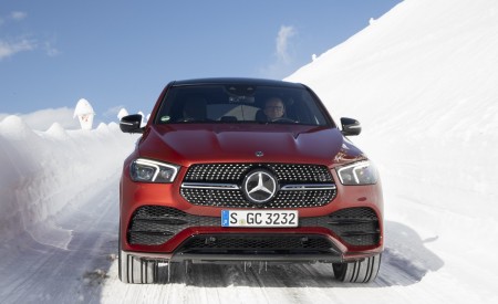 2021 Mercedes-Benz GLE Coupe 400 d 4MATIC Coupe (Color: Designo Hyacinth Red Metallic) Front Wallpapers 450x275 (17)