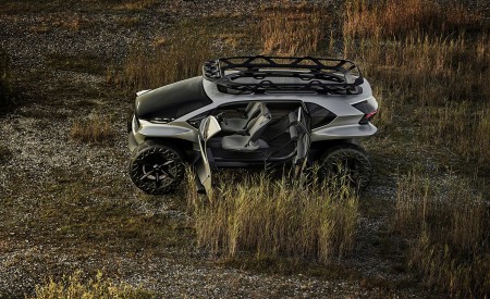 2019 Audi AITRAIL quattro Concept (Color: Solar Sky) Side Wallpapers 450x275 (11)