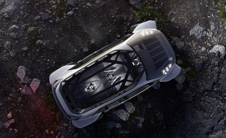 2019 Audi AITRAIL quattro Concept (Color: Solar Sky) Top Wallpapers 450x275 (23)