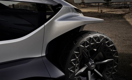 2019 Audi AITRAIL quattro Concept Detail Wallpapers 450x275 (26)