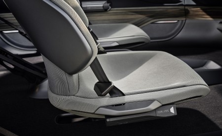 2019 Audi AITRAIL quattro Concept Interior Seats Wallpapers 450x275 (32)
