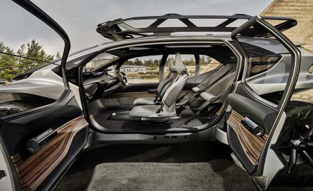 2019 Audi AITRAIL quattro Concept Interior Wallpapers 450x275 (28)
