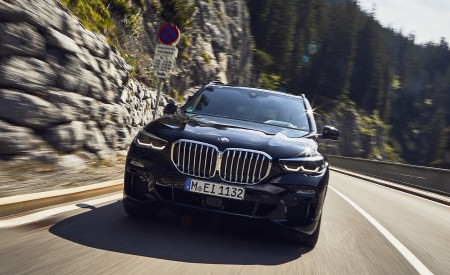 2019 BMW X5 xDrive45e iPerformance Front Wallpapers 450x275 (86)