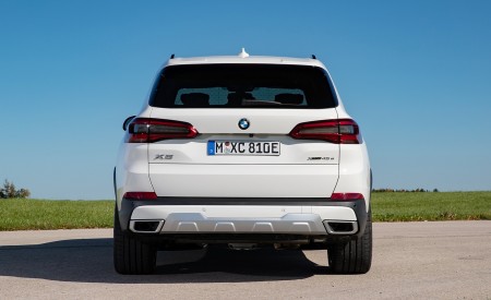 2019 BMW X5 xDrive45e iPerformance Rear Wallpapers 450x275 (52)