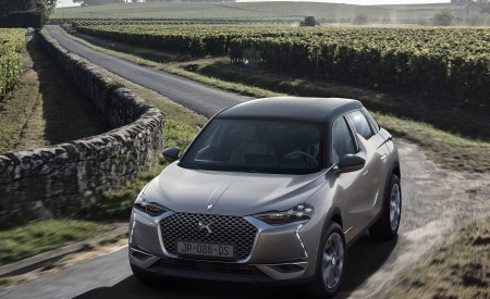 2019 DS 3 CROSSBACK Front Wallpapers 450x275 (7)