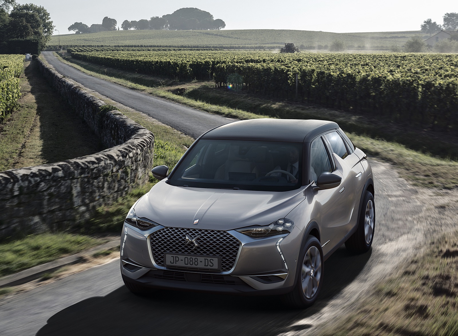 2019 DS 3 CROSSBACK Front Wallpapers (7)
