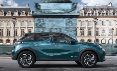2019 DS 3 CROSSBACK Side Wallpapers 450x275 (5)