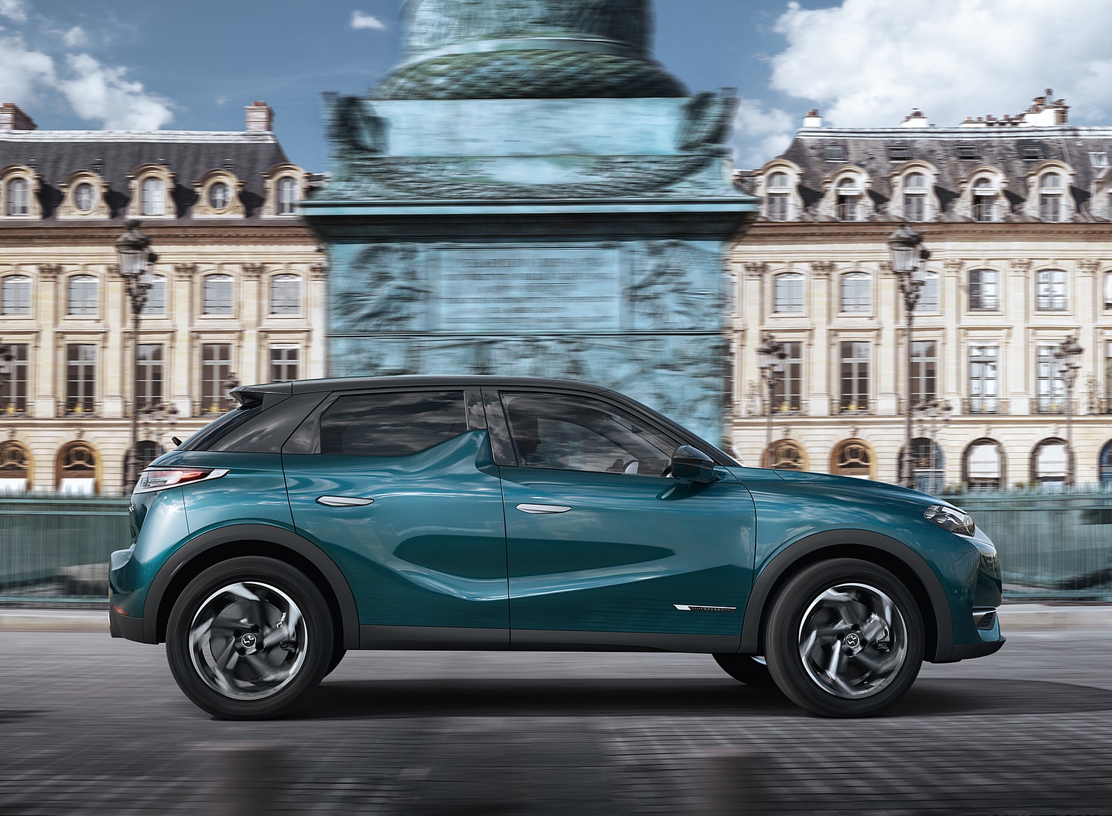 2019 DS 3 CROSSBACK Side Wallpapers (5)