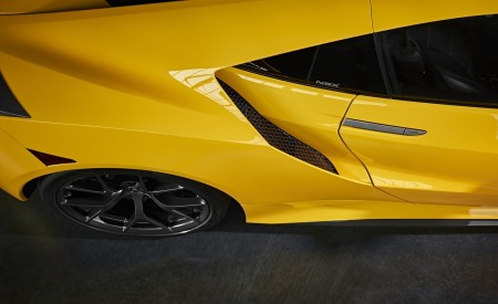 2020 Acura NSX (Color: Indy Yellow Pearl) Detail Wallpapers 450x275 (17)