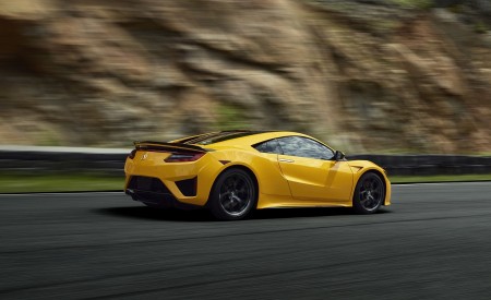2020 Acura NSX (Color: Indy Yellow Pearl) Rear Three-Quarter Wallpapers 450x275 (5)