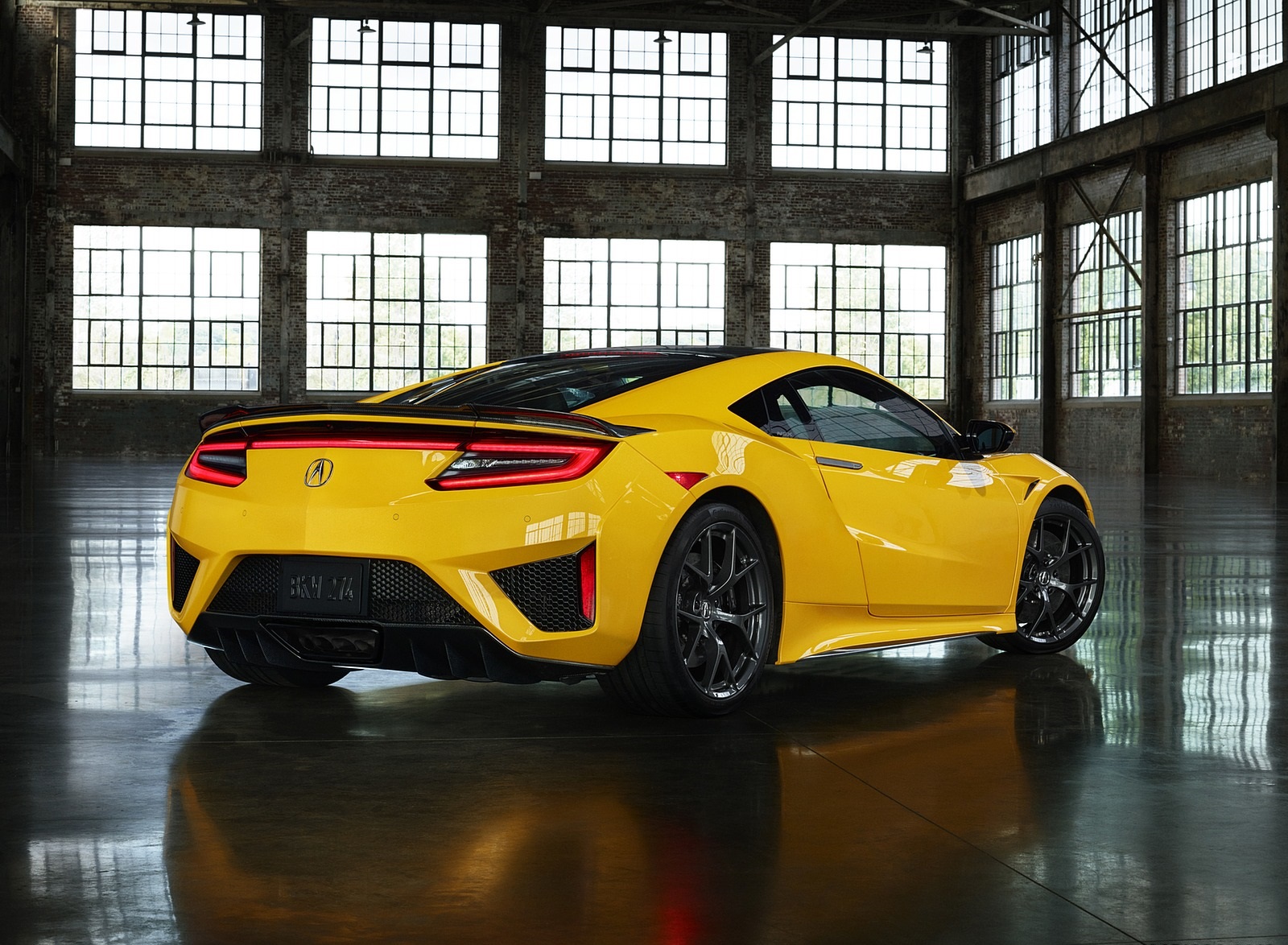 2020 Acura NSX (Color: Indy Yellow Pearl) Rear Three-Quarter Wallpapers (11)