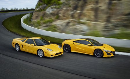 2020 Acura NSX (Color: Indy Yellow Pearl) and Classic NSX Wallpapers 450x275 (9)