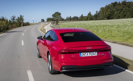 2020 Audi A7 Sportback 55 TFSI e quattro Plug-In Hybrid (Color: Tango Red) Rear Wallpapers 450x275 (8)