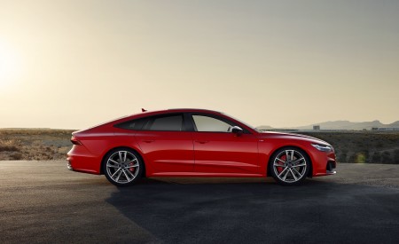 2020 Audi A7 Sportback 55 TFSI e quattro (Plug-In Hybrid; Color: Tango Red) Side Wallpapers 450x275 (73)