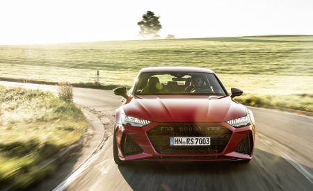 2020 Audi RS 7 Sportback (Color: Tango Red) Front Wallpapers 450x275 (16)