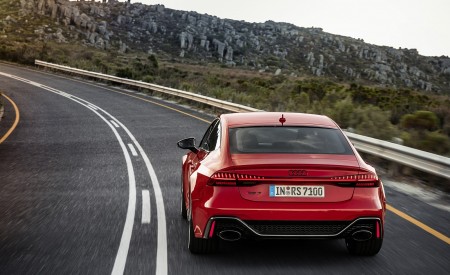 2020 Audi RS 7 Sportback (Color: Tango Red) Rear Wallpapers 450x275 (12)