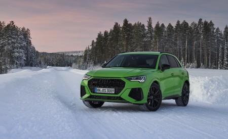 2020 Audi RS Q3 (Color: Kyalami Green) Front Three-Quarter Wallpapers 450x275 (32)