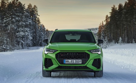 2020 Audi RS Q3 (Color: Kyalami Green) Front Wallpapers 450x275 (33)