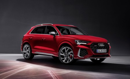 2020 Audi RS Q3 (Color: Tango Red) Front Three-Quarter Wallpapers 450x275 (68)
