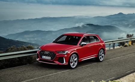 2020 Audi RS Q3 (Color: Tango Red) Front Three-Quarter Wallpapers 450x275 (54)