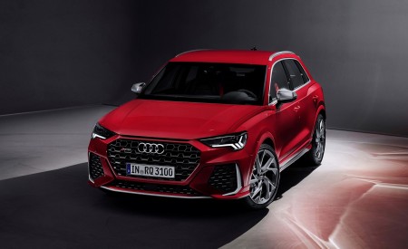 2020 Audi RS Q3 (Color: Tango Red) Front Wallpapers 450x275 (70)