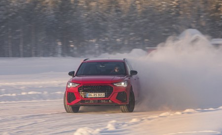 2020 Audi RS Q3 (Color: Tango Red) Front Wallpapers 450x275 (5)