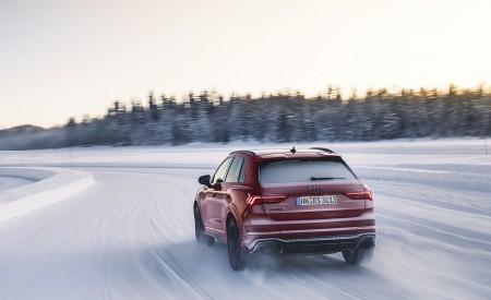 2020 Audi RS Q3 (Color: Tango Red) Rear Wallpapers 450x275 (7)