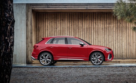 2020 Audi RS Q3 (Color: Tango Red) Side Wallpapers 450x275 (67)