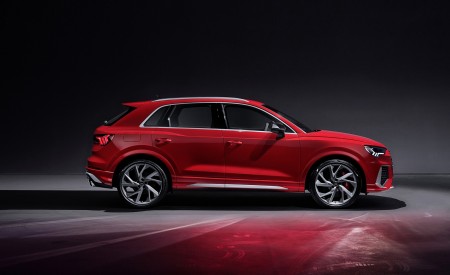 2020 Audi RS Q3 (Color: Tango Red) Side Wallpapers 450x275 (76)