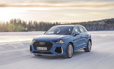 2020 Audi RS Q3 (Color: Turbo Blue) Front Three-Quarter Wallpapers 450x275 (42)