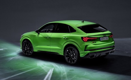 2020 Audi RS Q3 Sportback (Color: Kyalami Green) Rear Three-Quarter Wallpapers 450x275 (89)