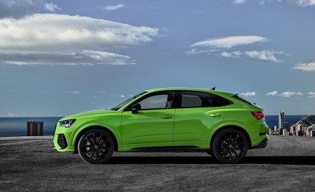 2020 Audi RS Q3 Sportback (Color: Kyalami Green) Side Wallpapers 450x275 (80)