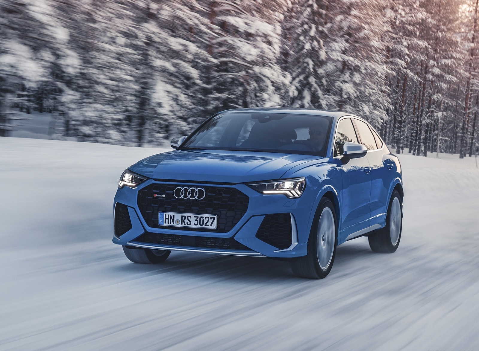 2020 Audi RS Q3 Sportback (Color: Turbo Blue) Front Three-Quarter Wallpapers #2 of 127