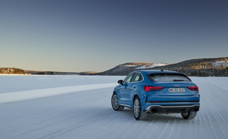 2020 Audi RS Q3 Sportback (Color: Turbo Blue) Rear Three-Quarter Wallpapers 450x275 (12)