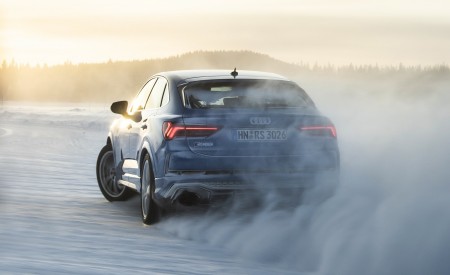 2020 Audi RS Q3 Sportback (Color: Turbo Blue) Rear Wallpapers 450x275 (9)