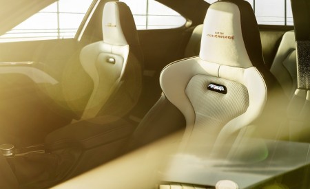 2020 BMW M4 Edition M Heritage Interior Seats Wallpapers 450x275 (15)