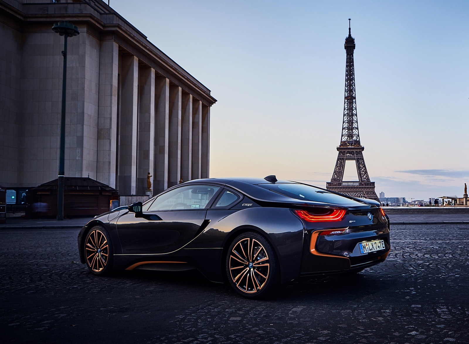 2020 BMW i8 Ultimate Sophisto Edition Rear Three-Quarter Wallpapers (5)
